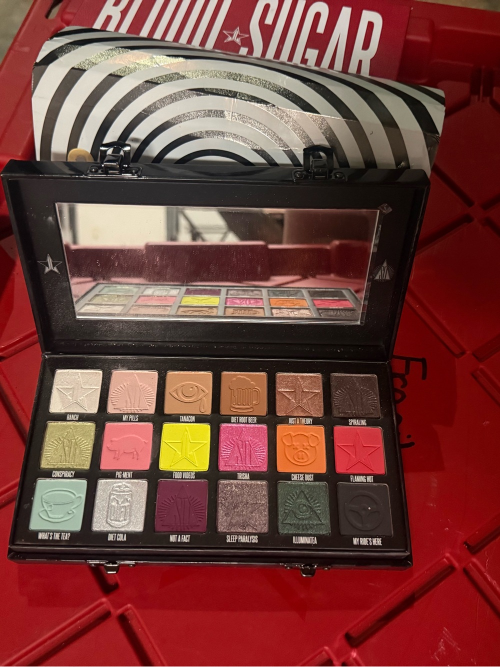 Jeffree Star Conspiracy Eyeshadow Palette - Black & White - Picture 2 of 2